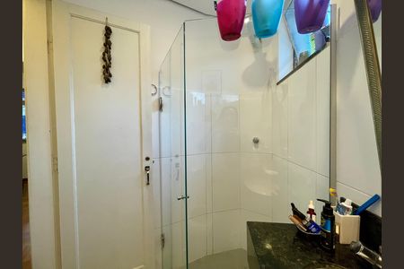 Apartamento à venda com 76m², 2 quartos e 1 vaga