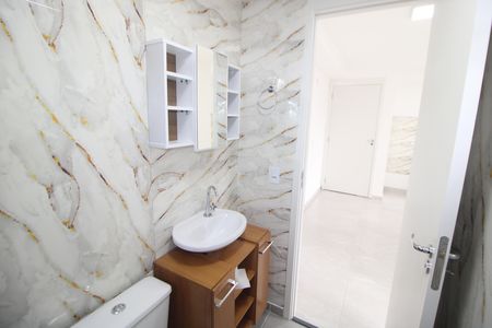 Apartamento para alugar com 42m², 2 quartos e sem vagaBanheiro