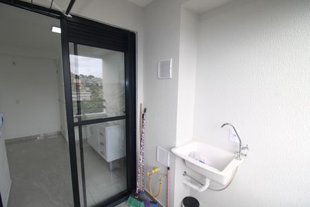Apartamento para alugar com 42m², 2 quartos e sem vagaSala /  Cozinha - Varanda