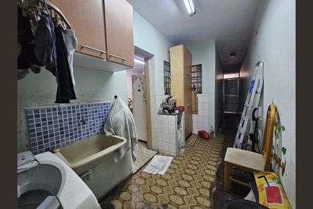 Área de Serviço de casa à venda com 3 quartos, 225m² em Vila Luzita, Santo André