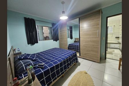 Quarto de casa à venda com 3 quartos, 225m² em Vila Luzita, Santo André