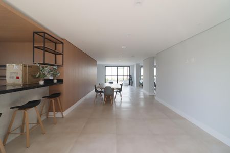 Apartamento para alugar com 37m², 2 quartos e sem vagaÁrea comum - Salão de festas