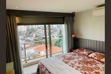 Quarto  de apartamento à venda com 1 quarto, 55m² em Vila Madalena, São Paulo