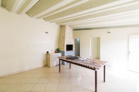 Casa à venda com 85m², 3 quartos e 2 vagas Casa à venda com 85m², 3 quartos e 2 vagasÁrea gourmet