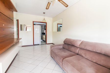 Sala de casa à venda com 3 quartos, 85m² em São José, Canoas