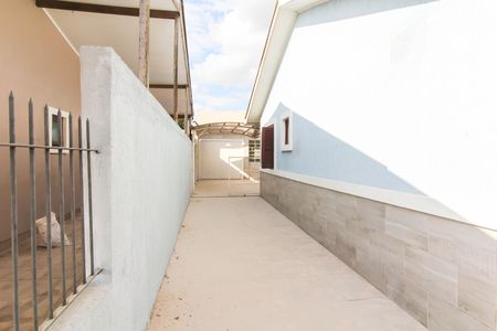 Casa à venda com 85m², 3 quartos e 2 vagas Casa à venda com 85m², 3 quartos e 2 vagasÁrea externa