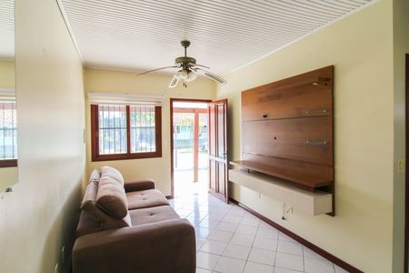 Casa à venda com 85m², 3 quartos e 2 vagas Casa à venda com 85m², 3 quartos e 2 vagasSala
