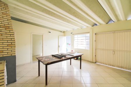 Casa à venda com 85m², 3 quartos e 2 vagas Casa à venda com 85m², 3 quartos e 2 vagasÁrea gourmet