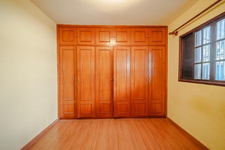 Casa para alugar com 120m², 3 quartos e 1 vaga