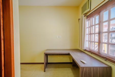 Casa para alugar com 120m², 3 quartos e 1 vaga