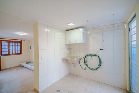 Casa para alugar com 120m², 3 quartos e 1 vaga