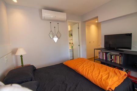 Apartamento à venda com 89m², 2 quartos e 2 vagas Apartamento à venda com 89m², 2 quartos e 2 vagasQuarto 2 - Suíte