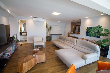 Apartamento à venda com 89m², 2 quartos e 2 vagas Apartamento à venda com 89m², 2 quartos e 2 vagasSala