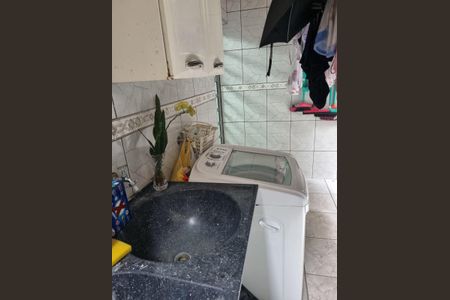Casa à venda com 221m², 4 quartos e 2 vagas Casa à venda com 221m², 4 quartos e 2 vagasÁrea de Serviço