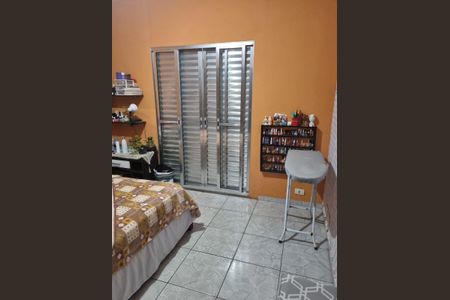 Casa à venda com 221m², 4 quartos e 2 vagas Casa à venda com 221m², 4 quartos e 2 vagasQuarto 3