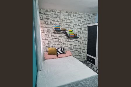 Casa à venda com 221m², 4 quartos e 2 vagas Casa à venda com 221m², 4 quartos e 2 vagasQuarto 4