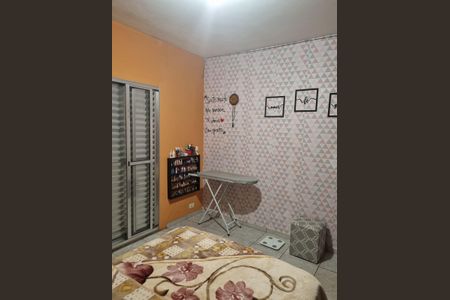 Casa à venda com 221m², 4 quartos e 2 vagas Casa à venda com 221m², 4 quartos e 2 vagasQuarto 3