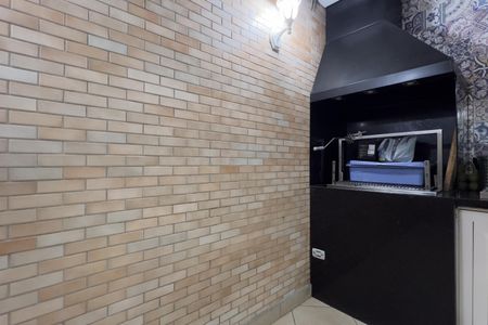 Casa à venda com 197m², 3 quartos e 2 vagasÁrea de Serviço e Churrasqueira