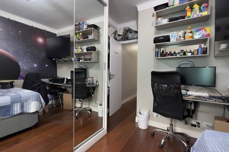 Casa à venda com 197m², 3 quartos e 2 vagasQuarto 2