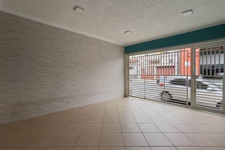 Garagem de casa à venda com 3 quartos, 197m² em Vila Moreira, Guarulhos