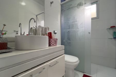 Casa à venda com 197m², 3 quartos e 2 vagasBanheiro 1