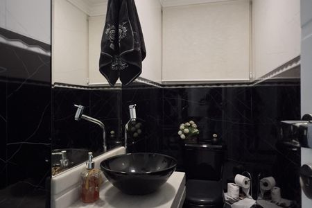 Casa à venda com 197m², 3 quartos e 2 vagasLavabo 1