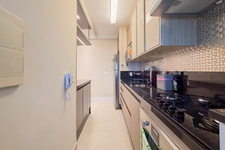 Apartamento à venda com 54m², 2 quartos e 1 vaga Apartamento à venda com 54m², 2 quartos e 1 vagaCozinha
