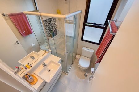 Apartamento à venda com 54m², 2 quartos e 1 vaga Apartamento à venda com 54m², 2 quartos e 1 vagaBanheiro