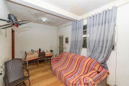 Sala de casa à venda com 3 quartos, 100m² em Brás de Pina, Rio de Janeiro