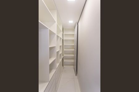 Apartamento para alugar com 86m², 3 quartos e 2 vagas Apartamento para alugar com 86m², 3 quartos e 2 vagasCloset da Suíte
