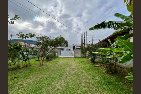 Casa para alugar com 50m², 1 quarto e 1 vaga Casa para alugar com 50m², 1 quarto e 1 vagaQuintal