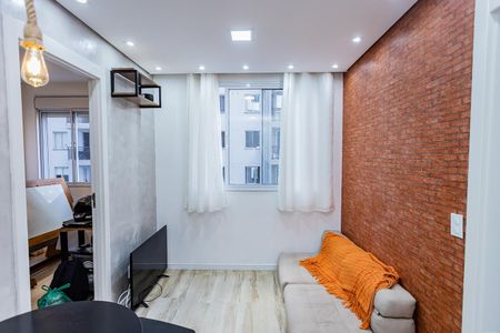Sala, cozinha e área de serviço de apartamento para alugar com 2 quartos, 35m² em Vila Pirituba, São Paulo