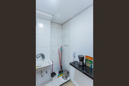 Apartamento à venda com 35m², 2 quartos e sem vaga Apartamento à venda com 35m², 2 quartos e sem vagaSala, cozinha e área de serviço
