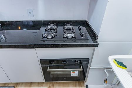Apartamento à venda com 35m², 2 quartos e sem vaga Apartamento à venda com 35m², 2 quartos e sem vagaSala, cozinha e área de serviço