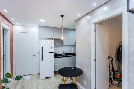 Apartamento à venda com 35m², 2 quartos e sem vaga Apartamento à venda com 35m², 2 quartos e sem vagaSala, cozinha e área de serviço