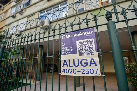 Apartamento para alugar com 80m², 3 quartos e 1 vaga Apartamento para alugar com 80m², 3 quartos e 1 vagaFachada
