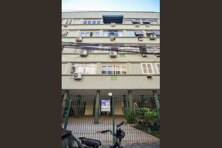 Apartamento para alugar com 80m², 3 quartos e 1 vaga Apartamento para alugar com 80m², 3 quartos e 1 vagaFachada