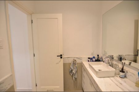 Apartamento para alugar com 80m², 3 quartos e 1 vaga Apartamento para alugar com 80m², 3 quartos e 1 vagaBanheiro