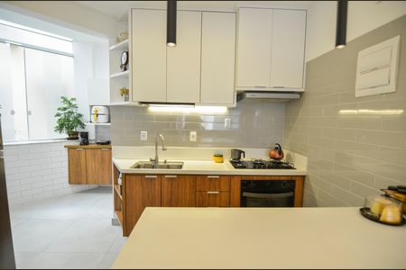 Apartamento para alugar com 80m², 3 quartos e 1 vaga Apartamento para alugar com 80m², 3 quartos e 1 vagaCozinha