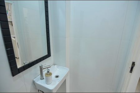 Apartamento para alugar com 80m², 3 quartos e 1 vaga Apartamento para alugar com 80m², 3 quartos e 1 vagaBanheiro de Serviço