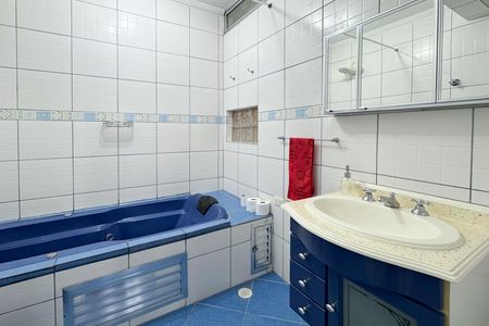 Casa à venda com 114m², 2 quartos e 2 vagas Casa à venda com 114m², 2 quartos e 2 vagasBanheiro - Suíte