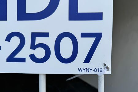 Casa à venda com 114m², 2 quartos e 2 vagas Casa à venda com 114m², 2 quartos e 2 vagasWYNY-812