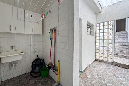 Casa à venda com 114m², 2 quartos e 2 vagas Casa à venda com 114m², 2 quartos e 2 vagasÁrea de Serviço