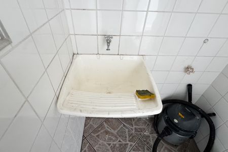 Casa à venda com 114m², 2 quartos e 2 vagas Casa à venda com 114m², 2 quartos e 2 vagasÁrea de Serviço