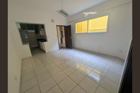 Casa à venda com 3 quartos, 198m² em Campo Grande, São Paulo