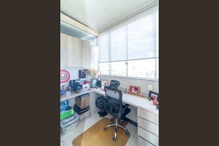 Apartamento à venda com 3 quartos, 178m² em União, Belo Horizonte