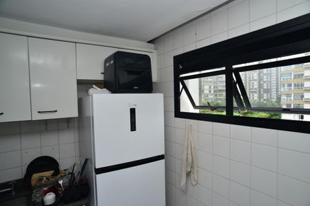 Apartamento para alugar com 89m², 2 quartos e 1 vaga Apartamento para alugar com 89m², 2 quartos e 1 vagaCozinha