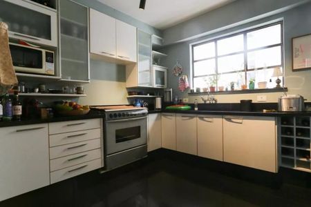 Apartamento à venda com 162m², 2 quartos e 2 vagas Apartamento à venda com 162m², 2 quartos e 2 vagasFoto 02