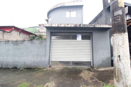 Casa à venda com 325m², 3 quartos e 3 vagasFachada / placa