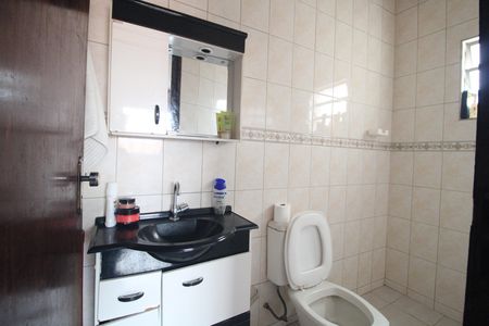 Casa à venda com 325m², 3 quartos e 3 vagasBanheiro comum